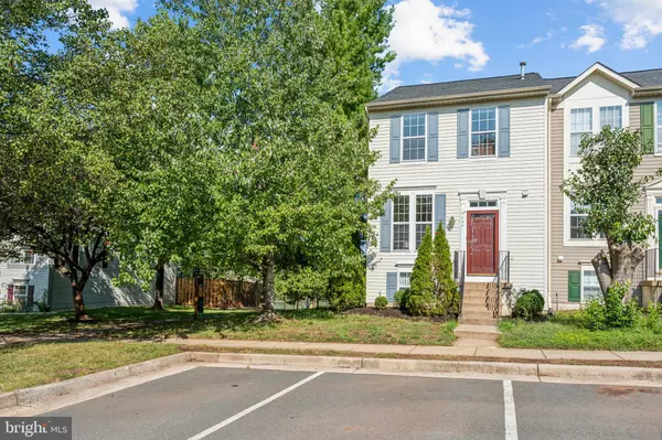 9056 CORIANDER CIR, Manassas, VA 20110