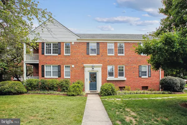 6613 E WAKEFIELD DR #B1,  Alexandria,  VA 22307