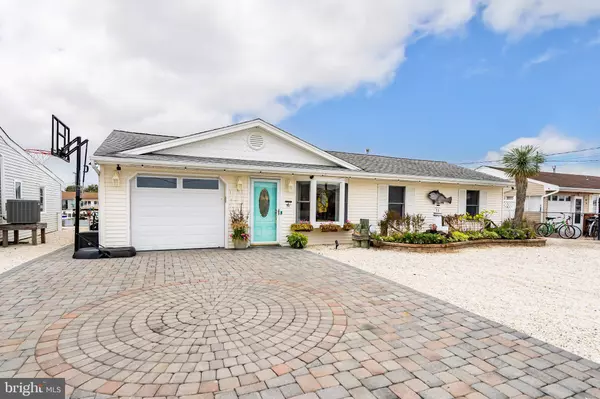 107 IRVINGTON RD, Barnegat, NJ 08005