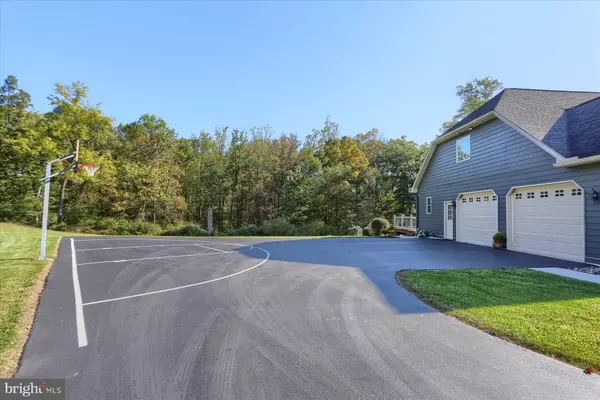 Lewisberry, PA 17339,619 MUSKET CT