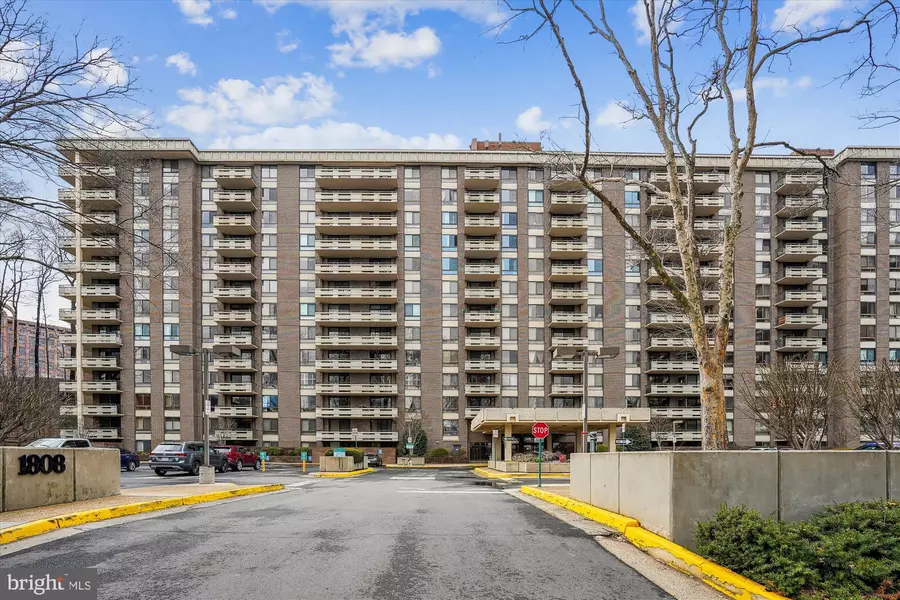 1808 OLD MEADOW RD #502, Mclean, VA 22102