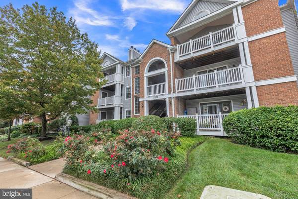 7503 ASHBY LN #H, Alexandria, VA 22315