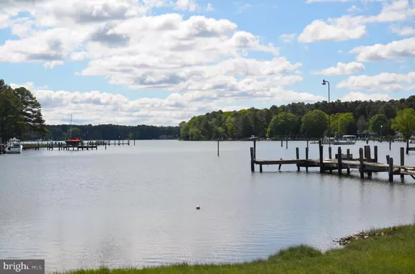 7649 COOPER POINT RD, Bozman, MD 21612