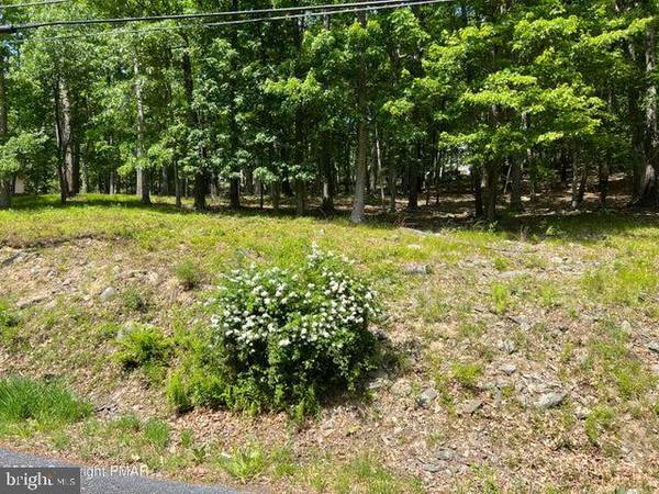 LOT 1868 BRENTWOOD DR, Bushkill, PA 18324