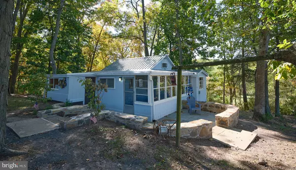 563 E DARK HOLLOW RD #245 KYLE LN, Pipersville, PA 18947