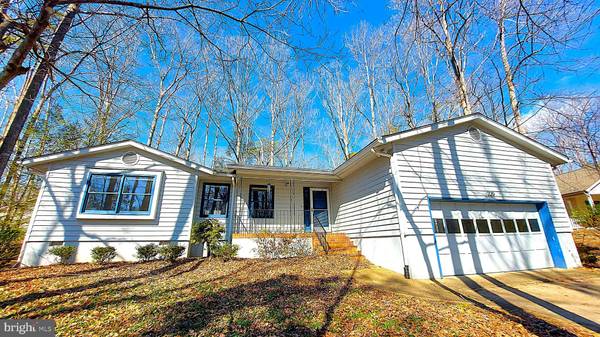 220 MEADOWVIEW LN, Locust Grove, VA 22508