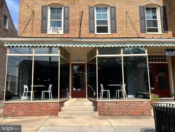 121 N MAIN ST, Woodstock, VA 22664