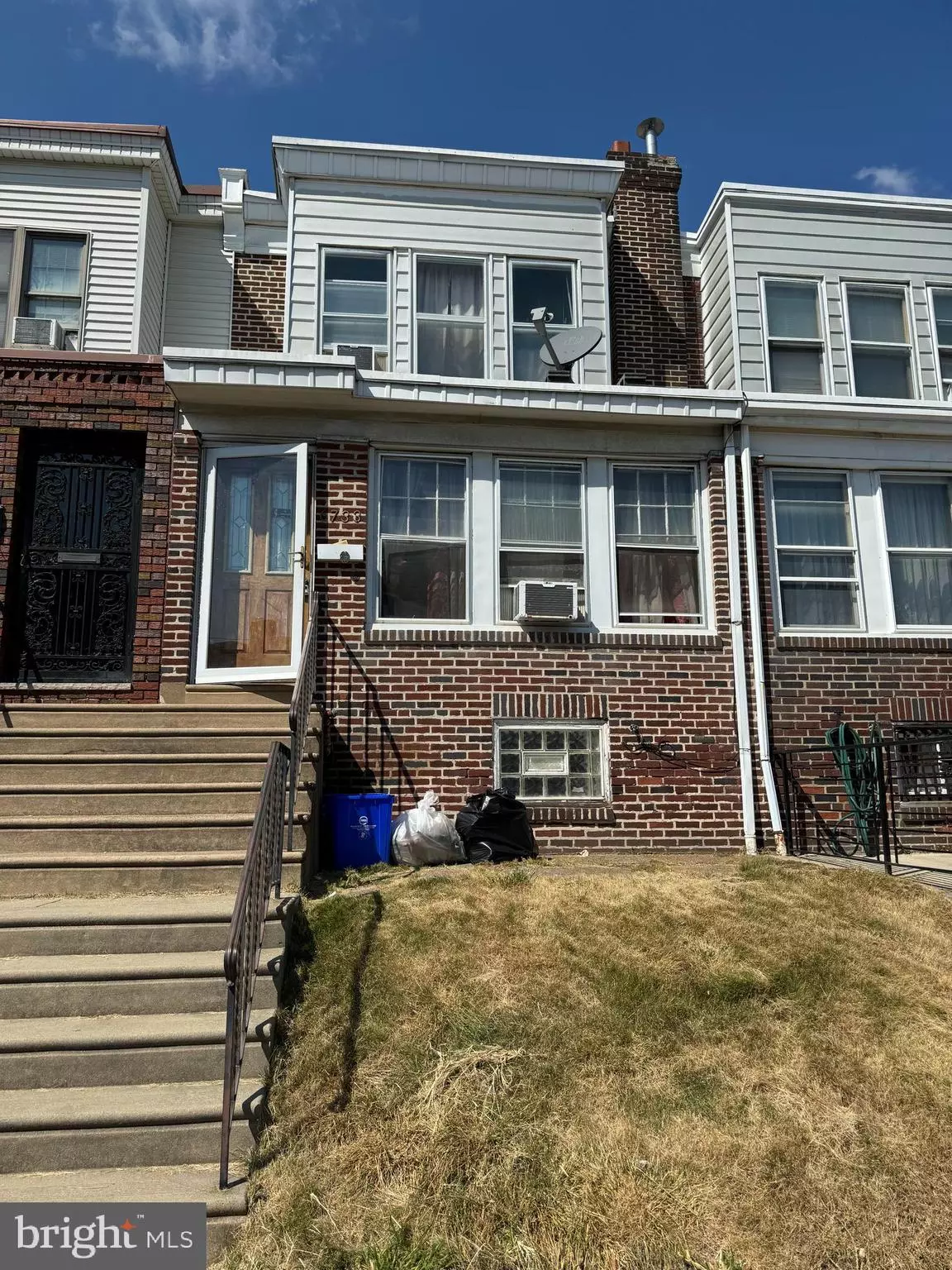 Philadelphia, PA 19142,6733 DOREL ST