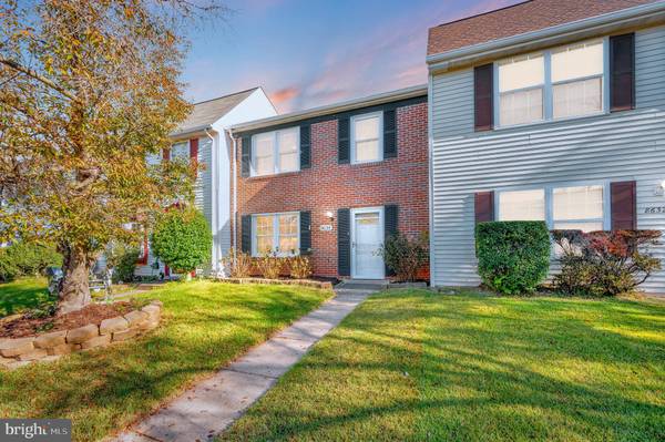 8634 ANNA CT, Manassas Park, VA 20111