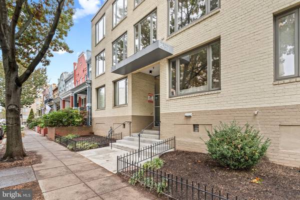 2639 15TH ST NW #105, Washington, DC 20009