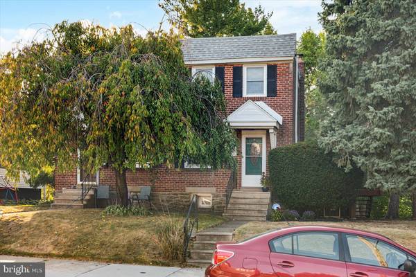 544 OVERLOOK RD, Philadelphia, PA 19128