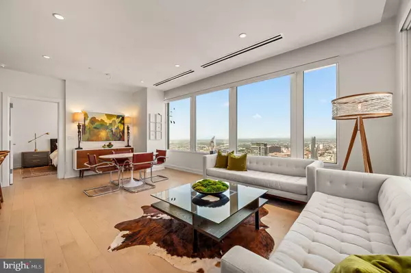 Philadelphia, PA 19102,50 S 16TH ST #5203