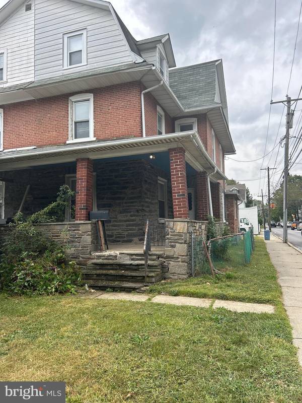 Ardmore, PA 19003,826 CLIFFORD AVE