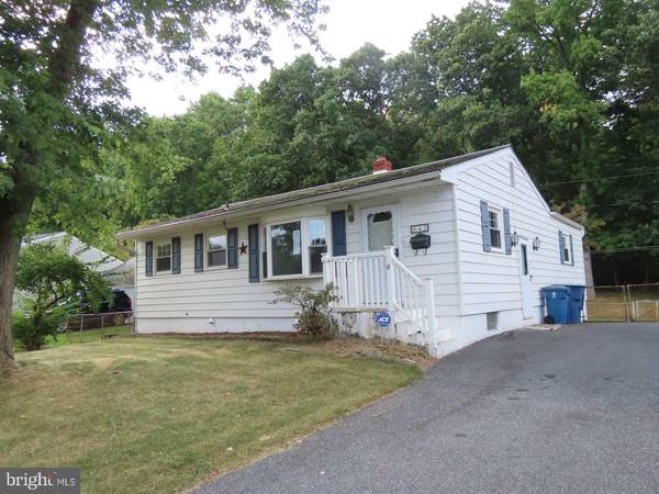 42 HOLDEN DR, New Castle, DE 19720