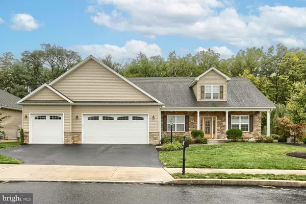 67 FRANKLIN DR, Mechanicsburg, PA 17055