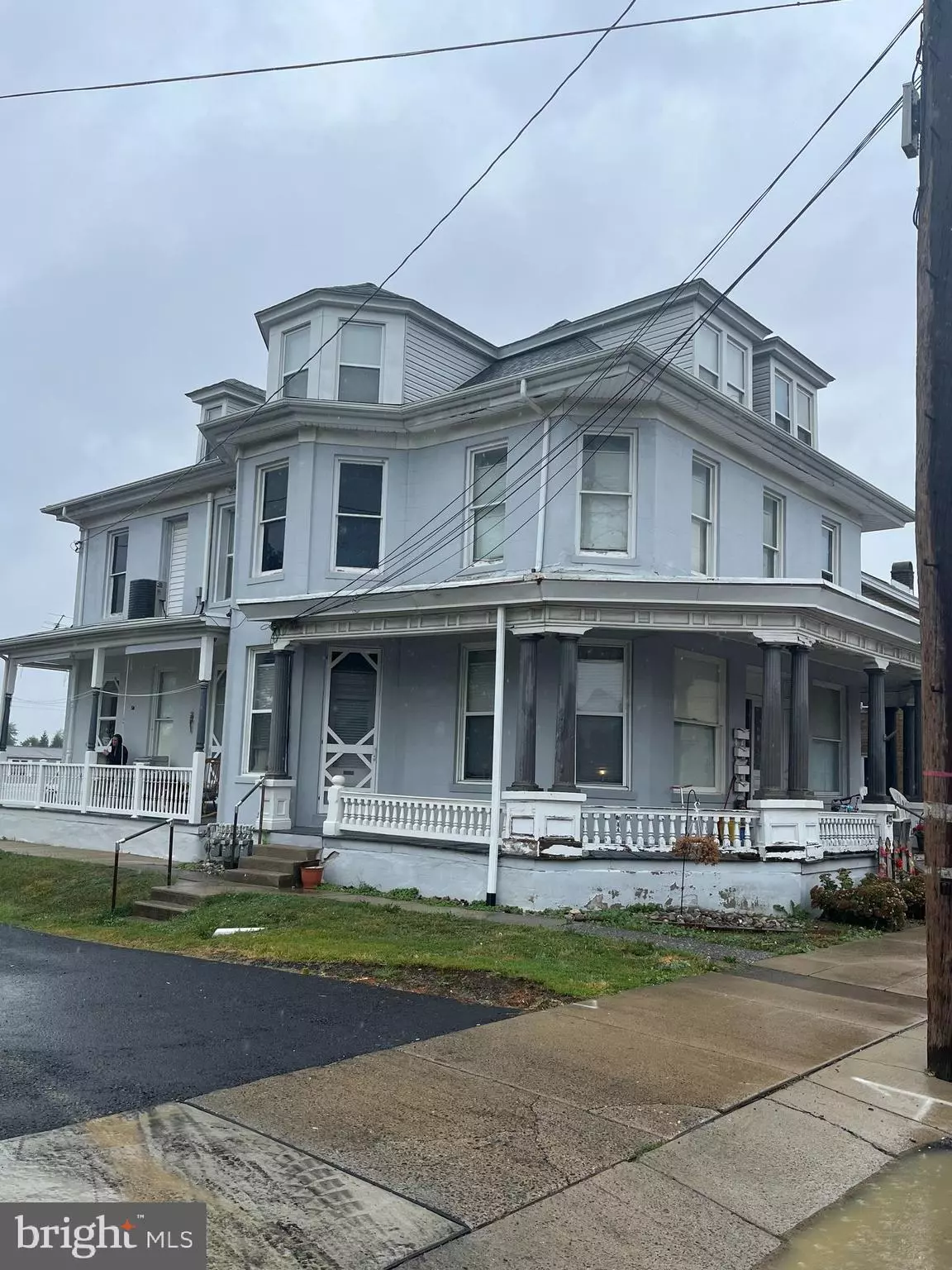 Palmyra, PA 17078,403-405 N RAILROAD ST