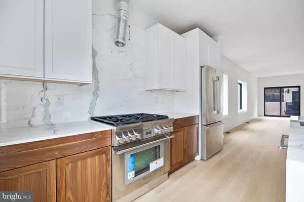 Philadelphia, PA 19147,706 LATONA ST #F