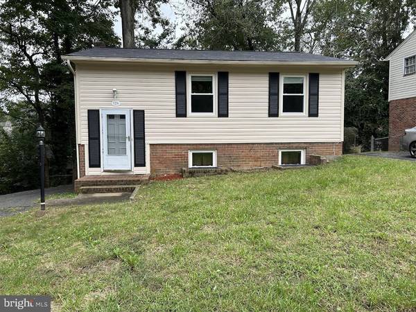 178 LONGSTREET AVE, Fredericksburg, VA 22401