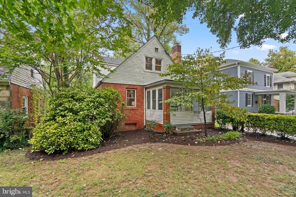 1917 LOCUST GROVE RD, Silver Spring, MD 20910