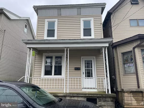 11 E LIBERTY ST, Schuylkill Haven, PA 17972