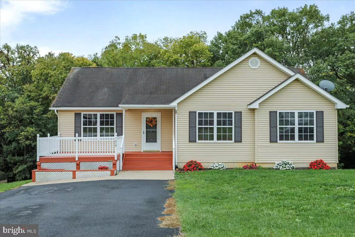 Maurertown, VA 22644,154 BAER OAK DR