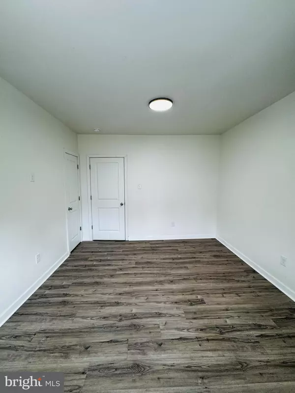 Philadelphia, PA 19143,5823 PEMBERTON ST #2