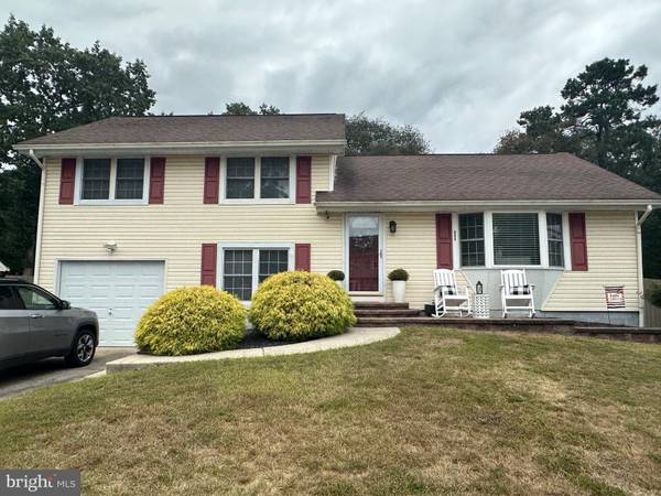 605 GREENBRIAR DR,  Williamstown,  NJ 08094