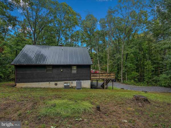 Hedgesville, WV 25427,97 SHADY TREE LN