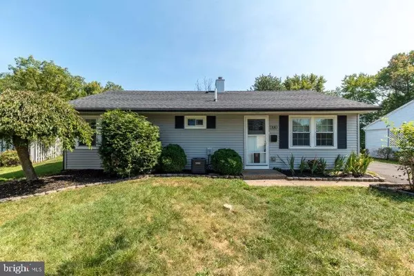 330 DOONE PL, Fairless Hills, PA 19030