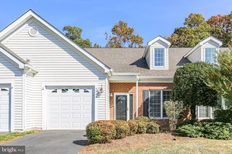 4309 TURNBERRY DR, Fredericksburg, VA 22408