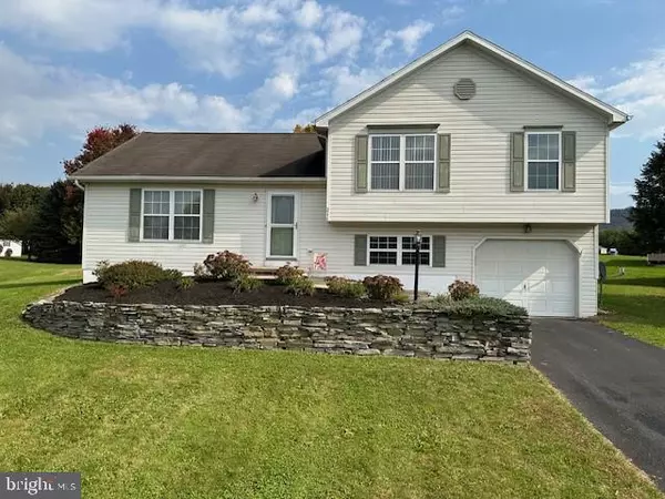 211 WALKER XING, Bellefonte, PA 16823