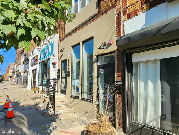 Philadelphia, PA 19130,2825 W GIRARD AVE #COMMERCIAL