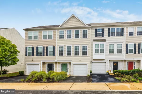 8332 SCOTLAND LOOP, Manassas, VA 20109