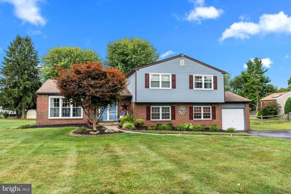 39 DAVID RD, Holland, PA 18966