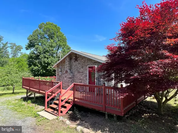 Great Cacapon, WV 25422,283 BROOKLYNS WAY