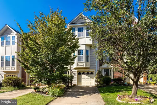 5217 BALLYCASTLE CIR, Alexandria, VA 22315