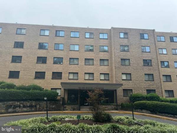 8601 MANCHESTER RD #217, Silver Spring, MD 20901