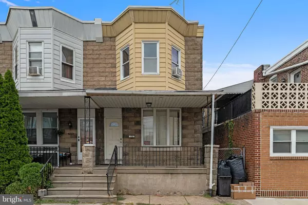 Philadelphia, PA 19135,7052 VANDIKE ST