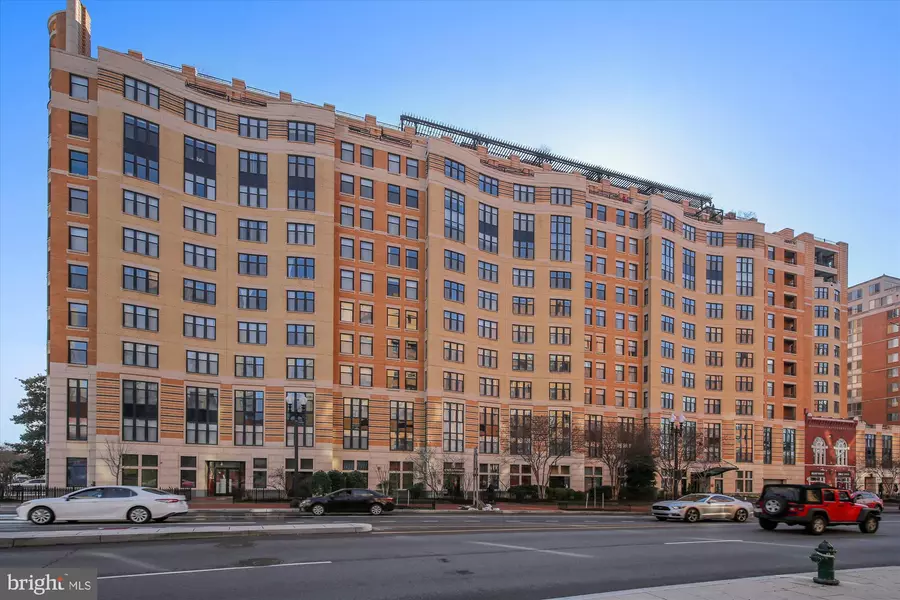 400 MASSACHUSETTS AVE NW #610, Washington, DC 20001