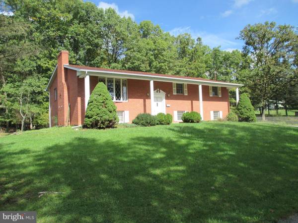 413 S VALLEY VIEW LN, Keyser, WV 26726