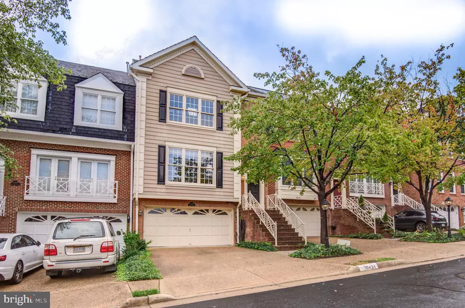 10434 BRECKINRIDGE LN, Fairfax, VA 22030