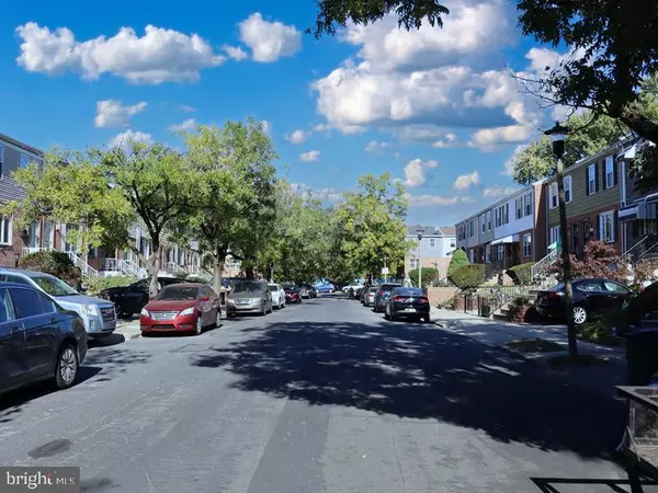Philadelphia, PA 19153,7831 VENUS PL