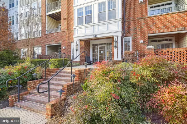 503 KING FARM BLVD #203, Rockville, MD 20850