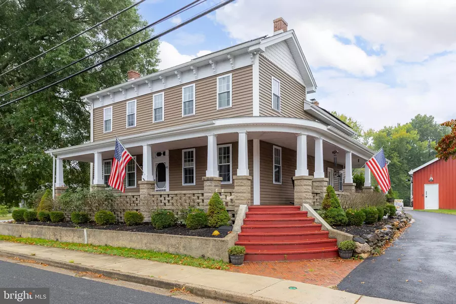 41 E MAIN ST, Alloway, NJ 08001