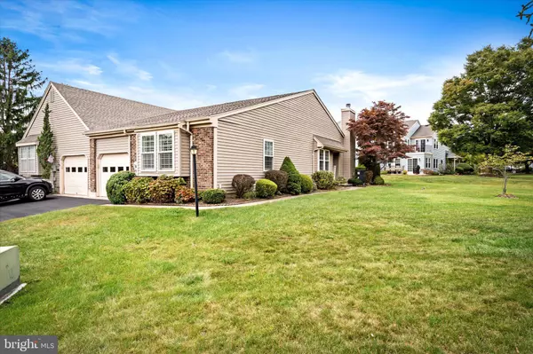 Monroe Township, NJ 08831,3-A DURHAM CT