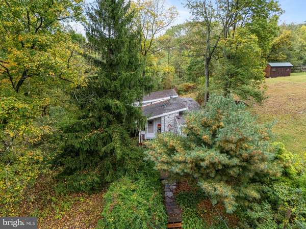 2420 SUMNEYTOWN RD, Harleysville, PA 19438