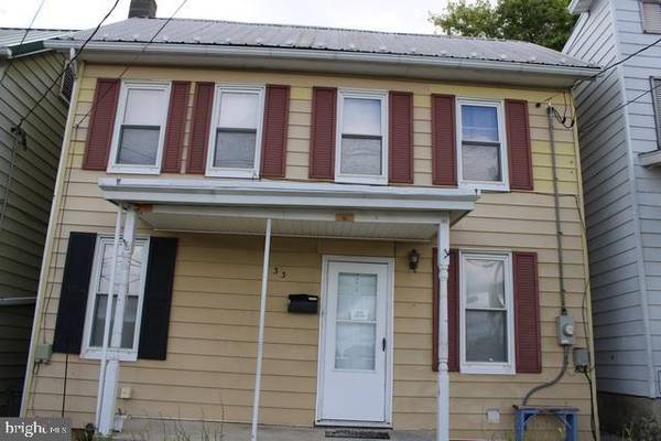 33 CUMBERLAND VALLEY AVEN,  Waynesboro,  PA 17268