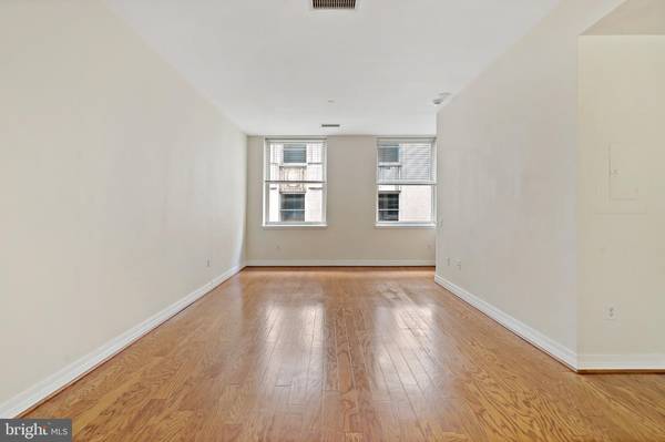 Philadelphia, PA 19103,1600-18 ARCH ST #1716