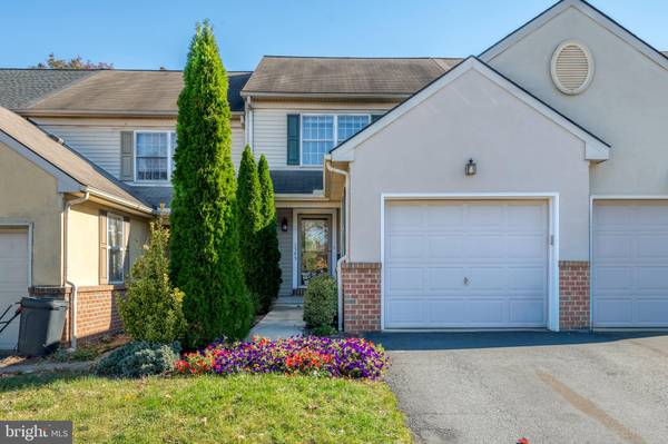 1545 QUEEN LN, Lancaster, PA 17601