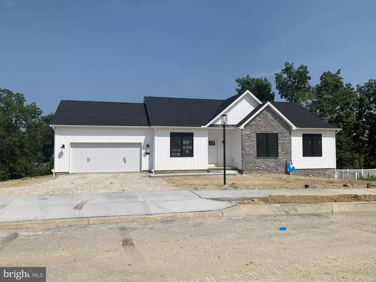 Hanover, PA 17331,55 BRIGHT LANE #13